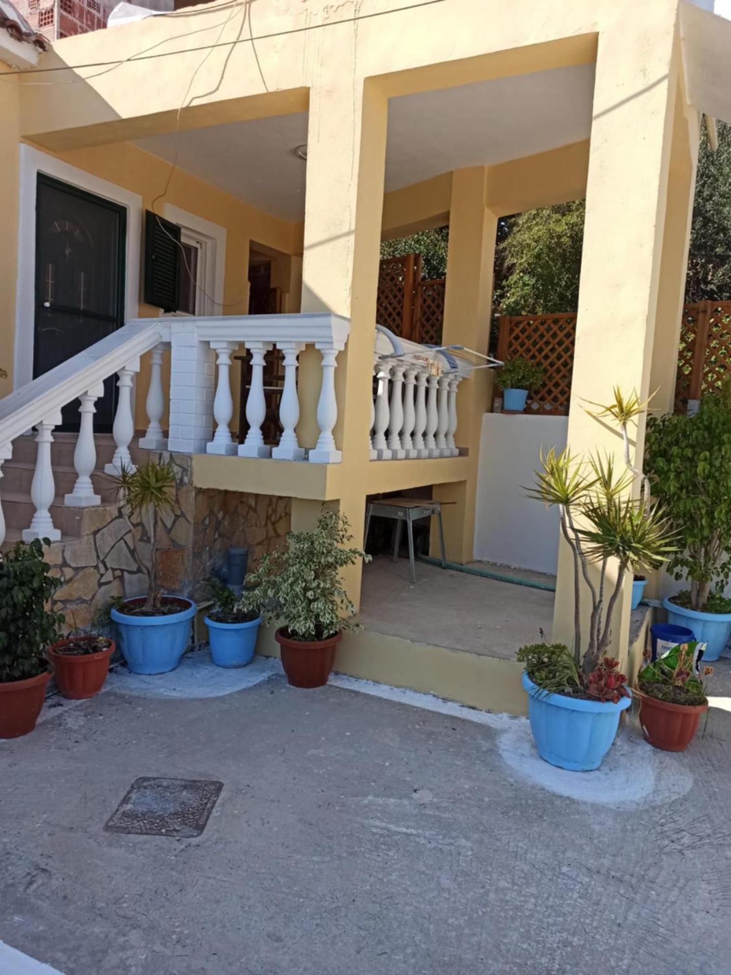 Dimitris House Petriti Appartement Buitenkant foto